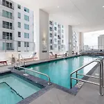Amazing 2 Bedroom 30Th Floor Downtown Free Parking